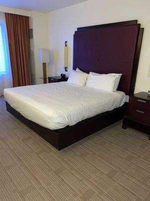 Hard Rock Hotel & Casino Biloxi Exterior foto A king bed