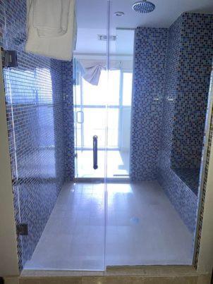 Hard Rock Hotel & Casino Biloxi Exterior foto A shower enclosure
